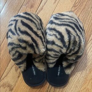 Free people Snowball slipper